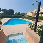 Cogtrop - De Charme Avec Jardinet Privatif Dans Avec Piscine Au Coeur Du Golfe De Saint-tropez شقة كوغولين