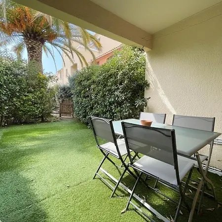 Cogtrop - De Charme Avec Jardinet Privatif Dans Résidence Avec Piscine Au Cœur Du Golfe De Saint-tropez Appartement Cogolin