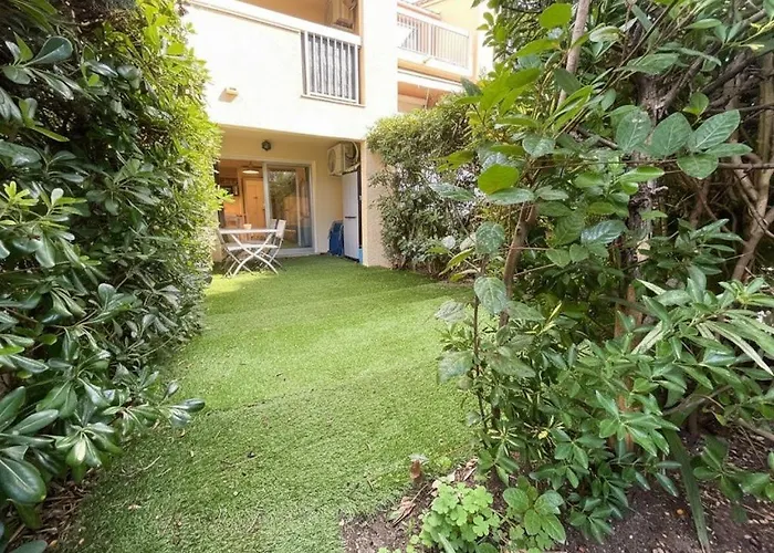Appartement Cogtrop - De Charme Avec Jardinet Privatif Dans Résidence Avec Piscine Au Cœur Du Golfe De Saint-tropez Cogolin