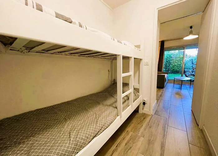 Appartement Cogtrop - De Charme Avec Jardinet Privatif Dans Résidence Avec Piscine Au Cœur Du Golfe De Saint-tropez